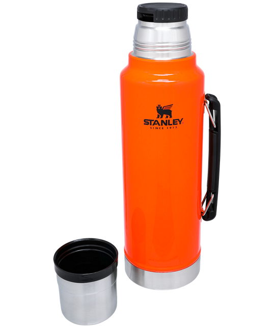 Stanley The 1.5qt Classic Legendary Water Bottle in Blaze Orange